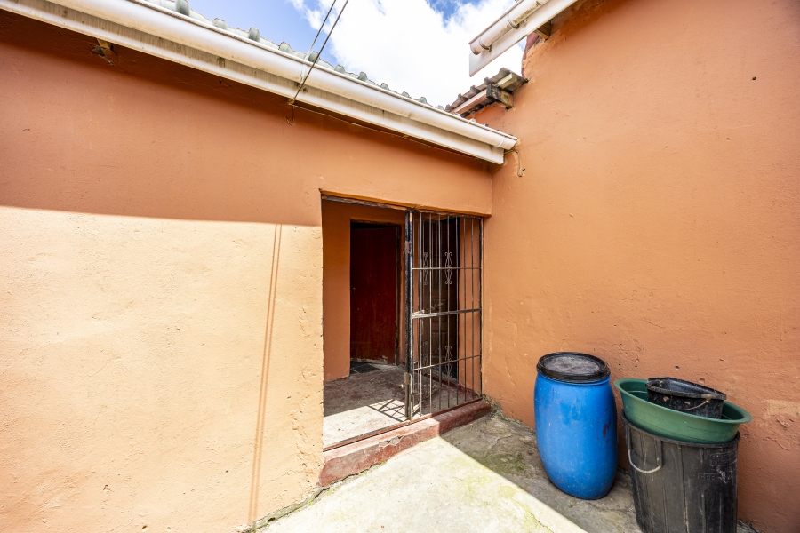 2 Bedroom Property for Sale in Mdantsane Nu 16 Eastern Cape